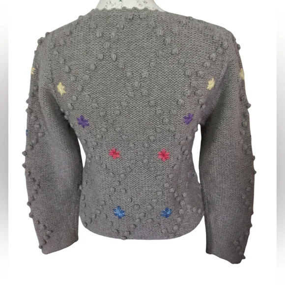 Orvis 100% Shetland wool Cardigan floral design - Picture 3 of 10